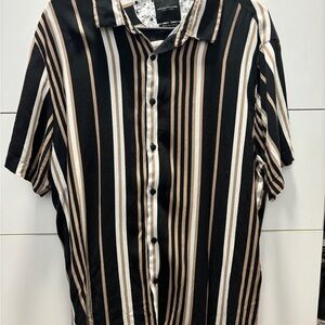 Denim and Flower Ricky Singh Button Up Short Sleeve size XL